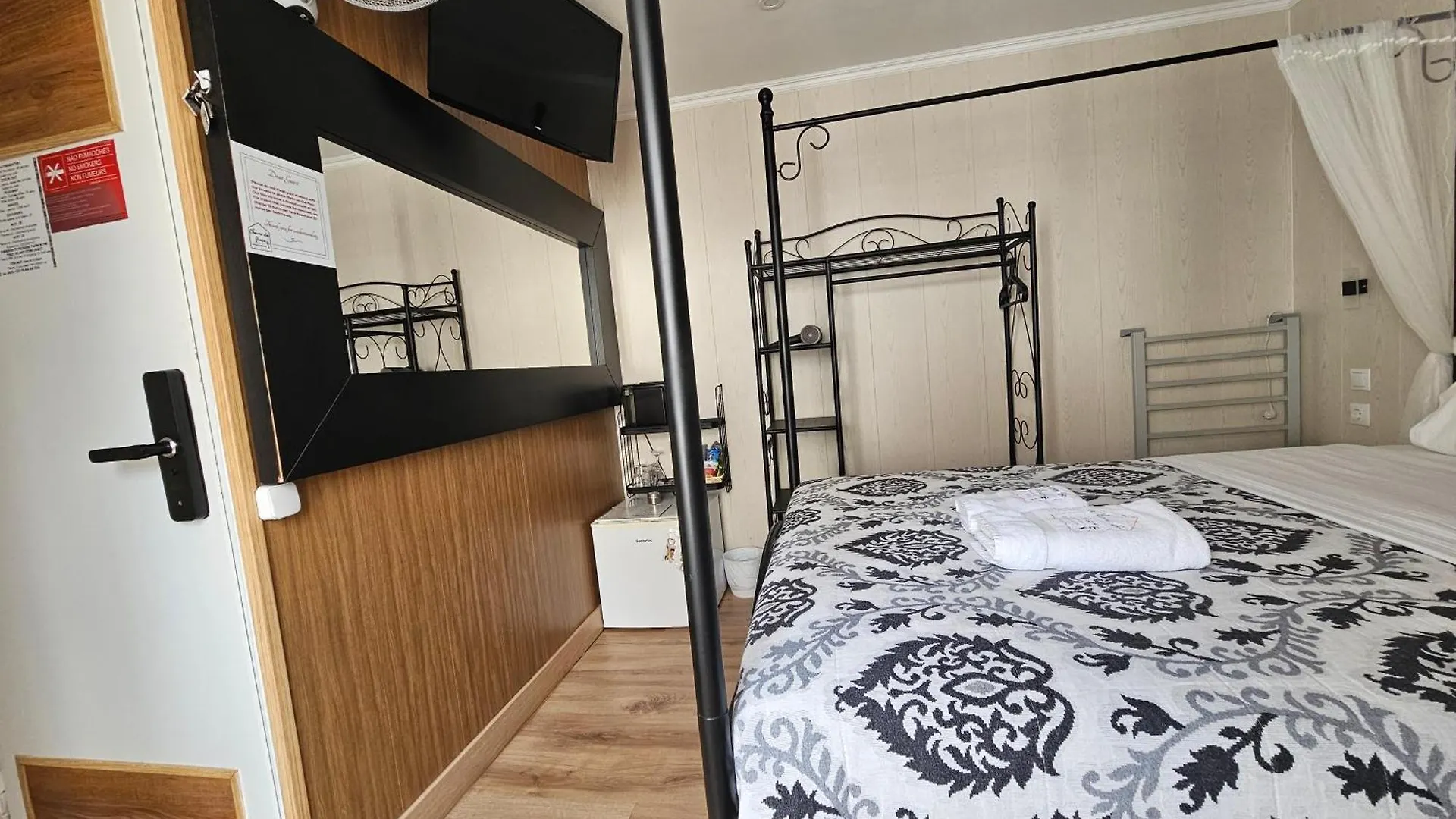 Charme Da Graca - Guest House Lisbon 2*,  Portugal